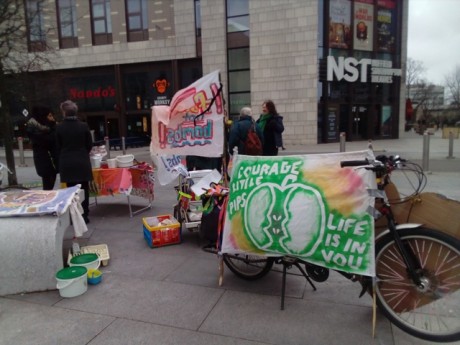 Courage Little Pips, Youth Cimate Strike with Food not Bombs