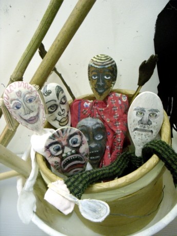 wooden spoon Puppet Show 